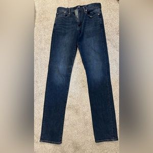 Men’s gently used GAP straight jeans